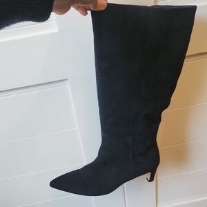 Comfy Black Low Heel Knee-High Women's Boots